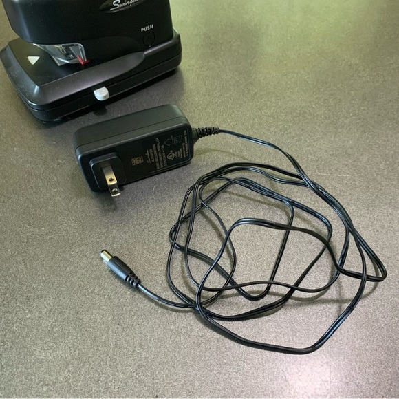 Swingline Model 690 Electric Stapler 30 Sheet Capacity Power Adapter 69008 Works - Picture 12 of 14